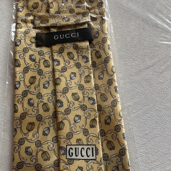 Gucci brand new necktie - Picture 2 of 3